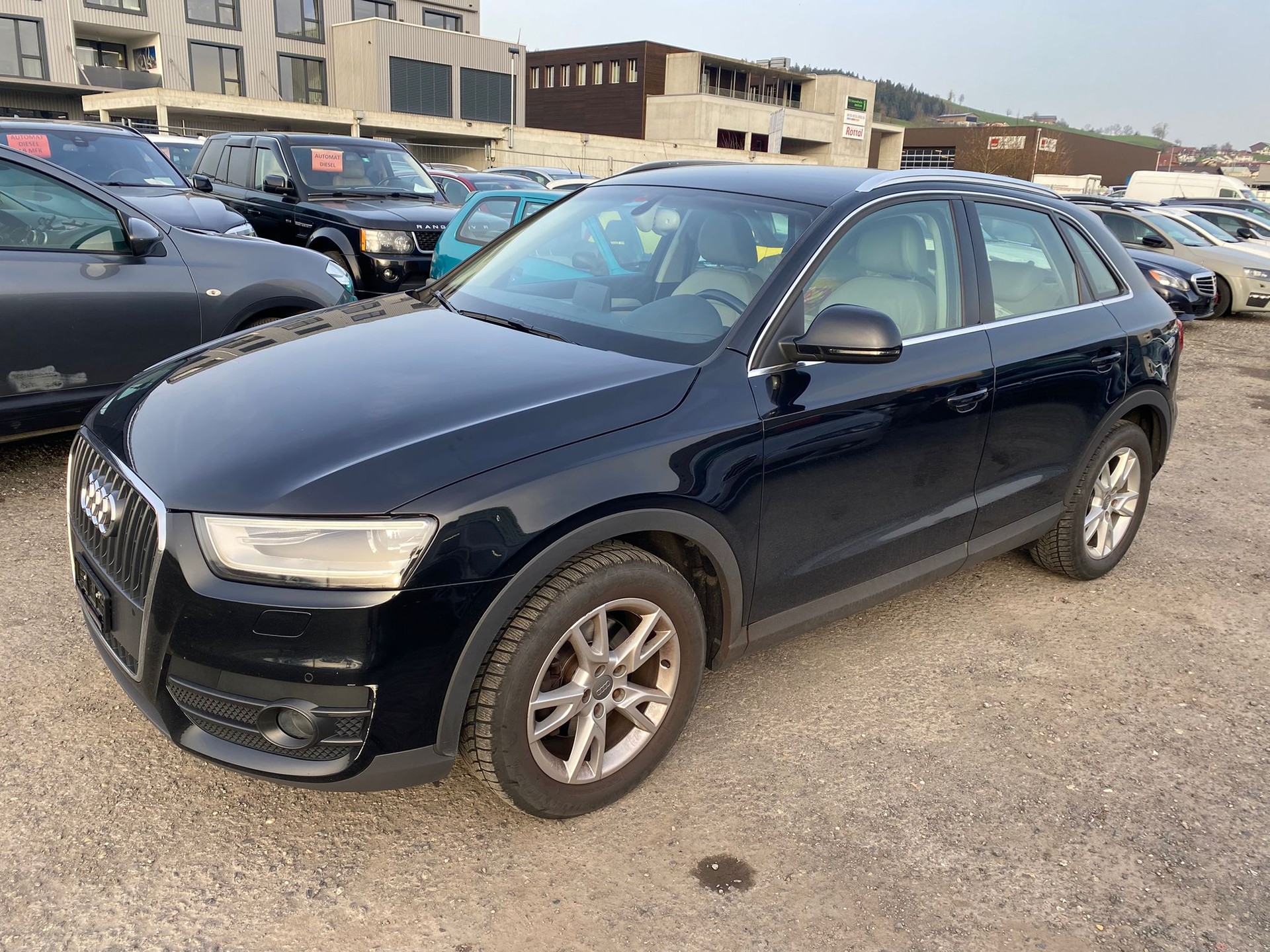 AUDI Q3 2.0 TDI quattro S-tronic