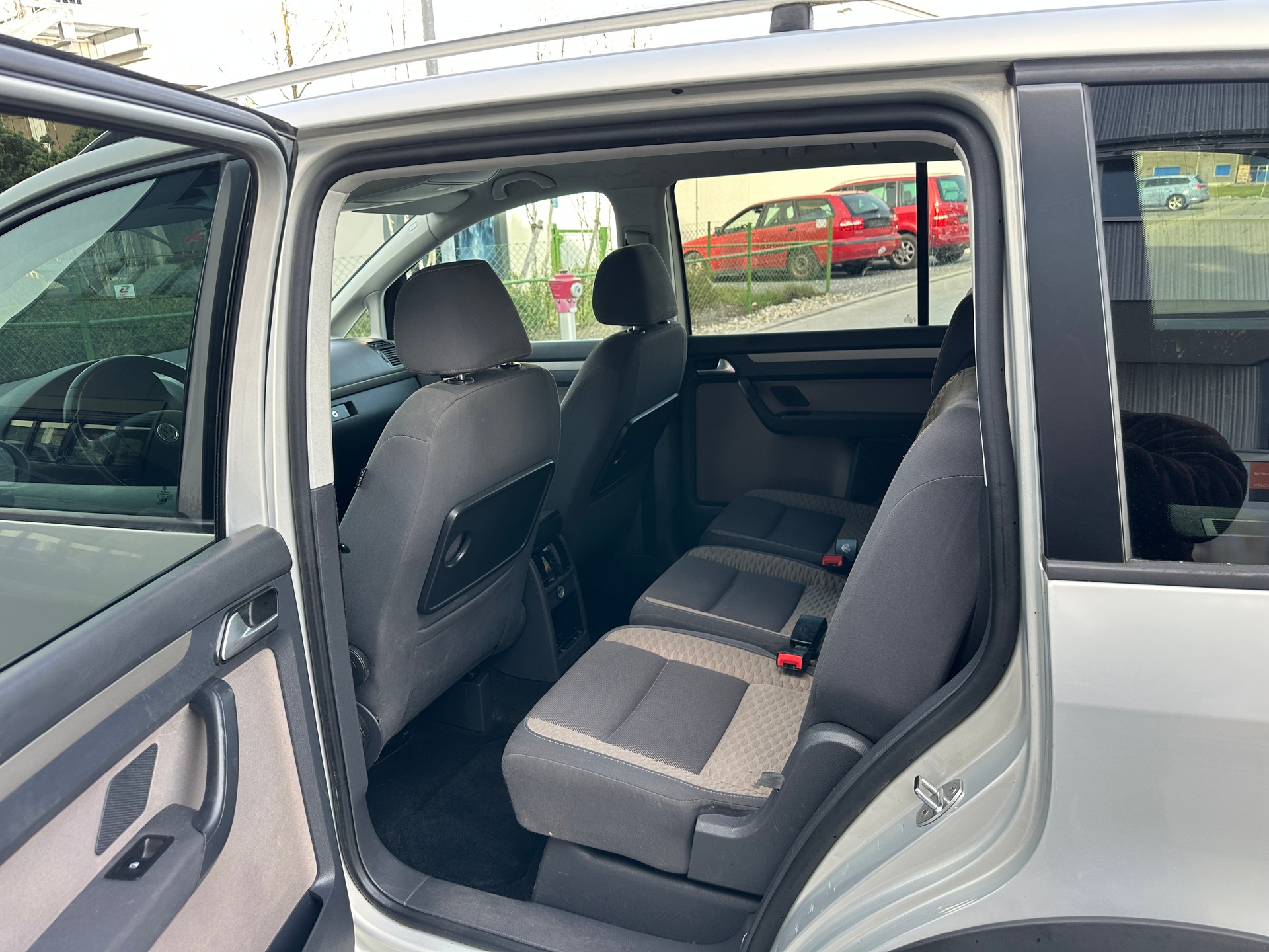 VW CrossTouran 1.4 TSI 7 Plätze-image-14