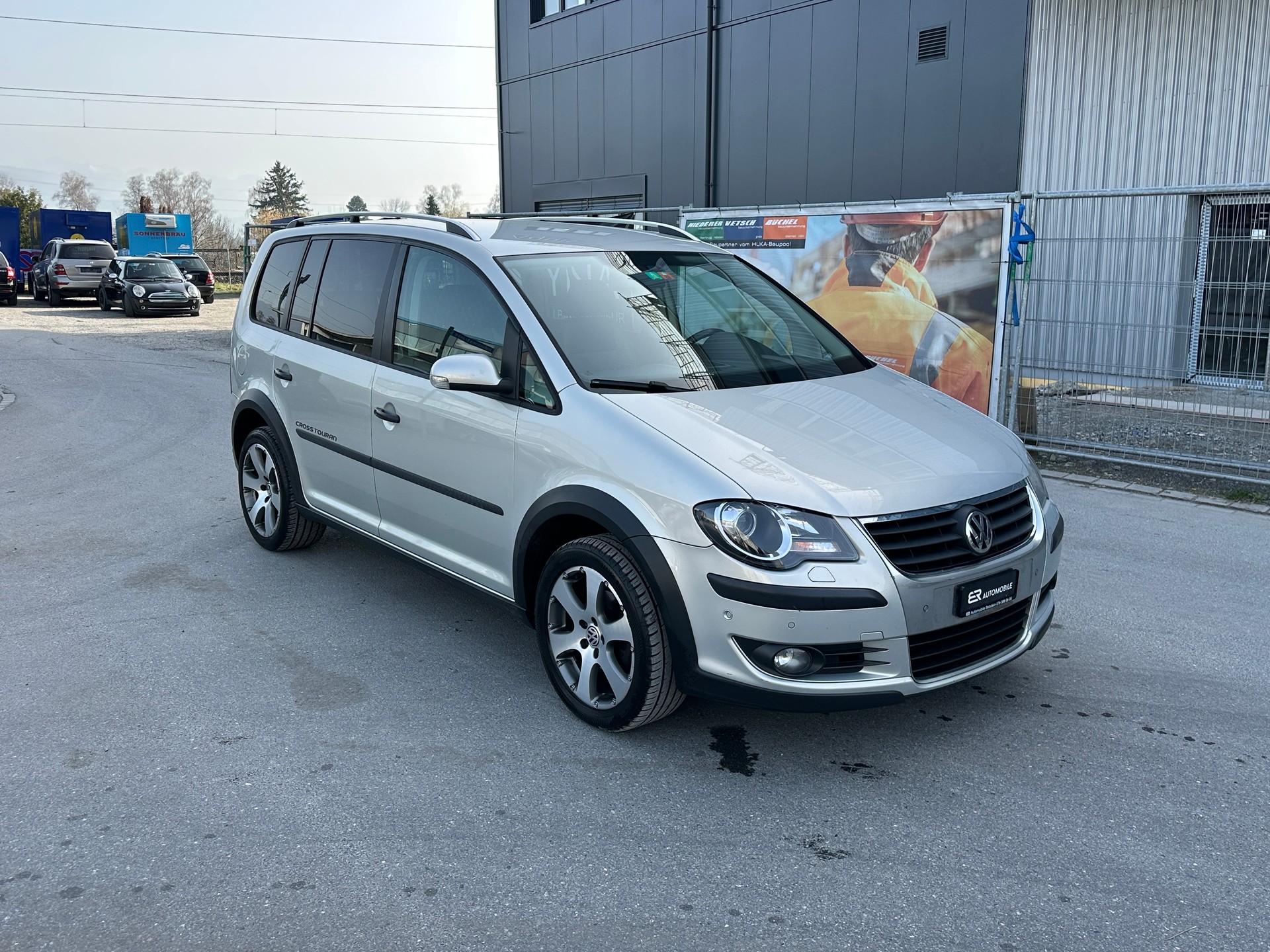 VW CrossTouran 1.4 TSI 7 Plätze-image-2