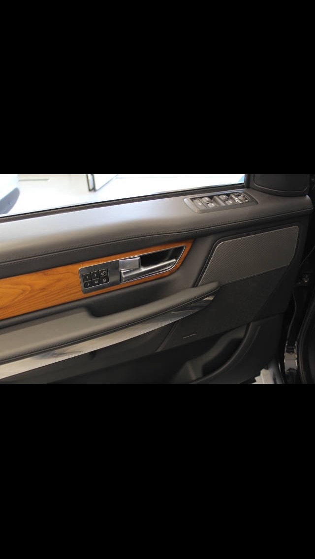 LAND ROVER Range Rover Sport 3.0 TDV6 HSE Automatic-image-6