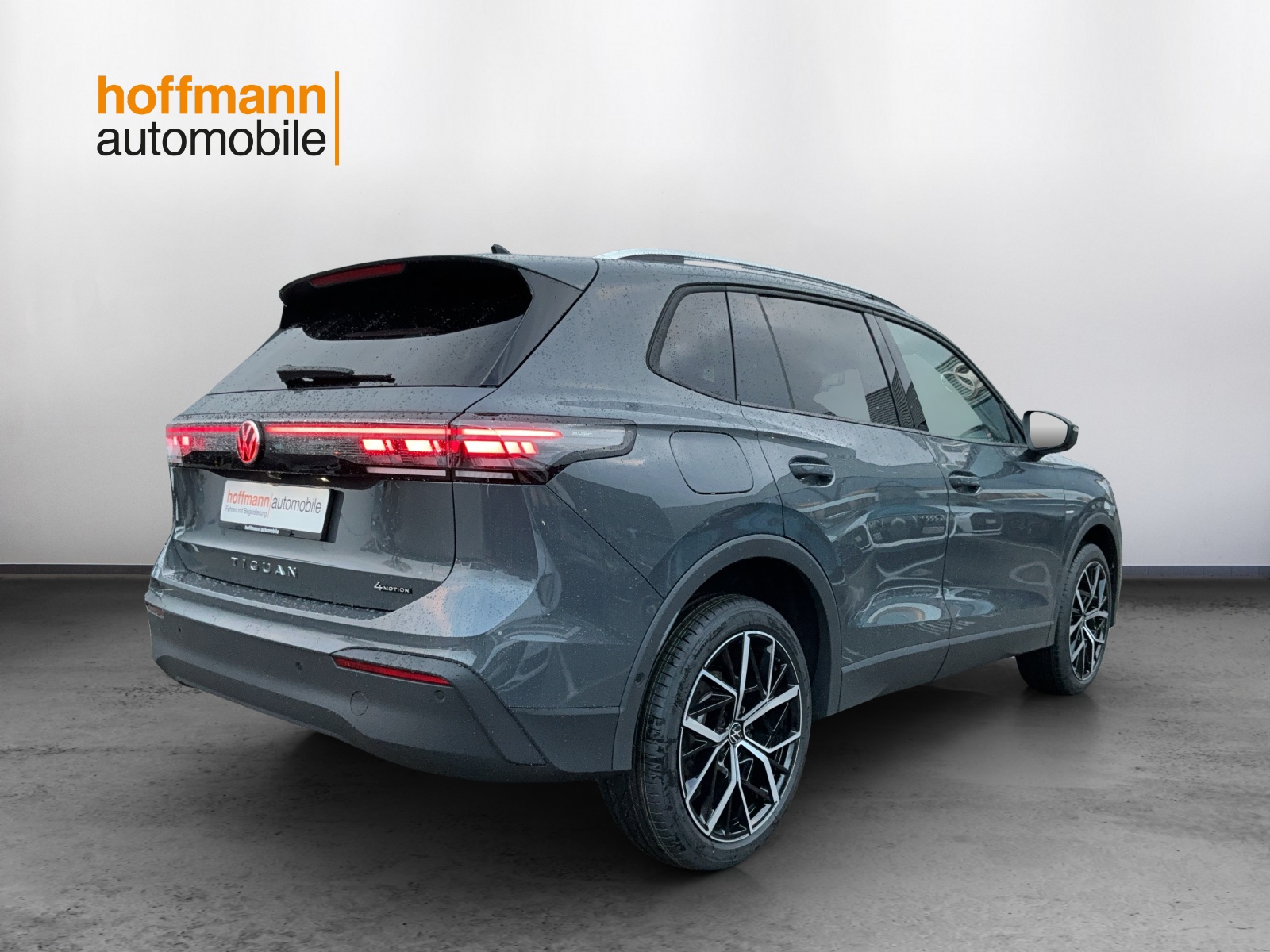 VW Tiguan 2.0 TSI DSG United 4Motion-image-3