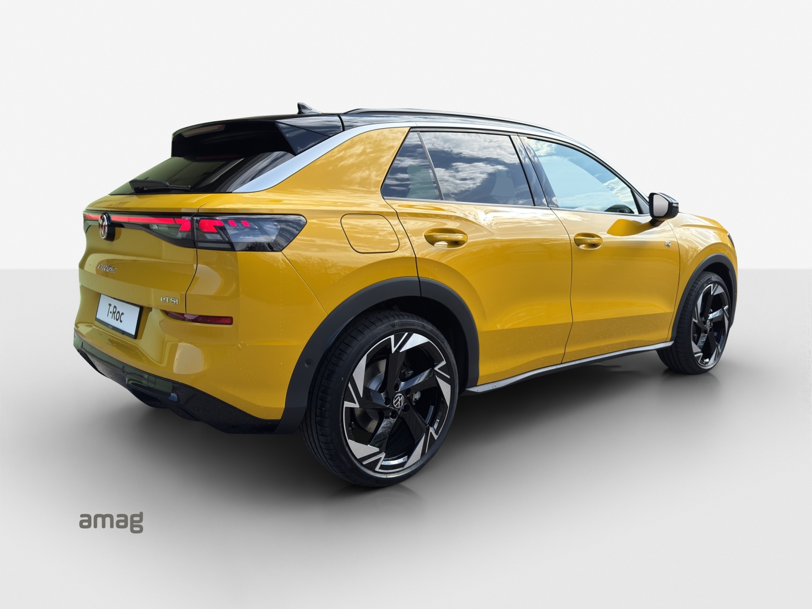 VW T-Roc 1.5 eTSI mHEV R-Line DSG-image-4