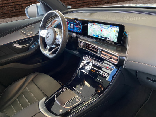 MERCEDES-BENZ EQC 400 AMG Line 4Matic-image-13
