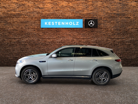 MERCEDES-BENZ EQC 400 AMG Line 4Matic-image-3