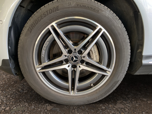 MERCEDES-BENZ EQC 400 AMG Line 4Matic-image-8