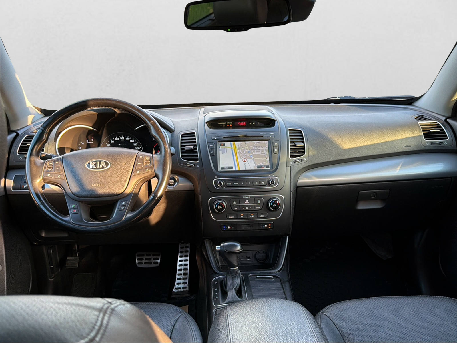 KIA Sorento 2.2 CRDI Style Automatic-image-12