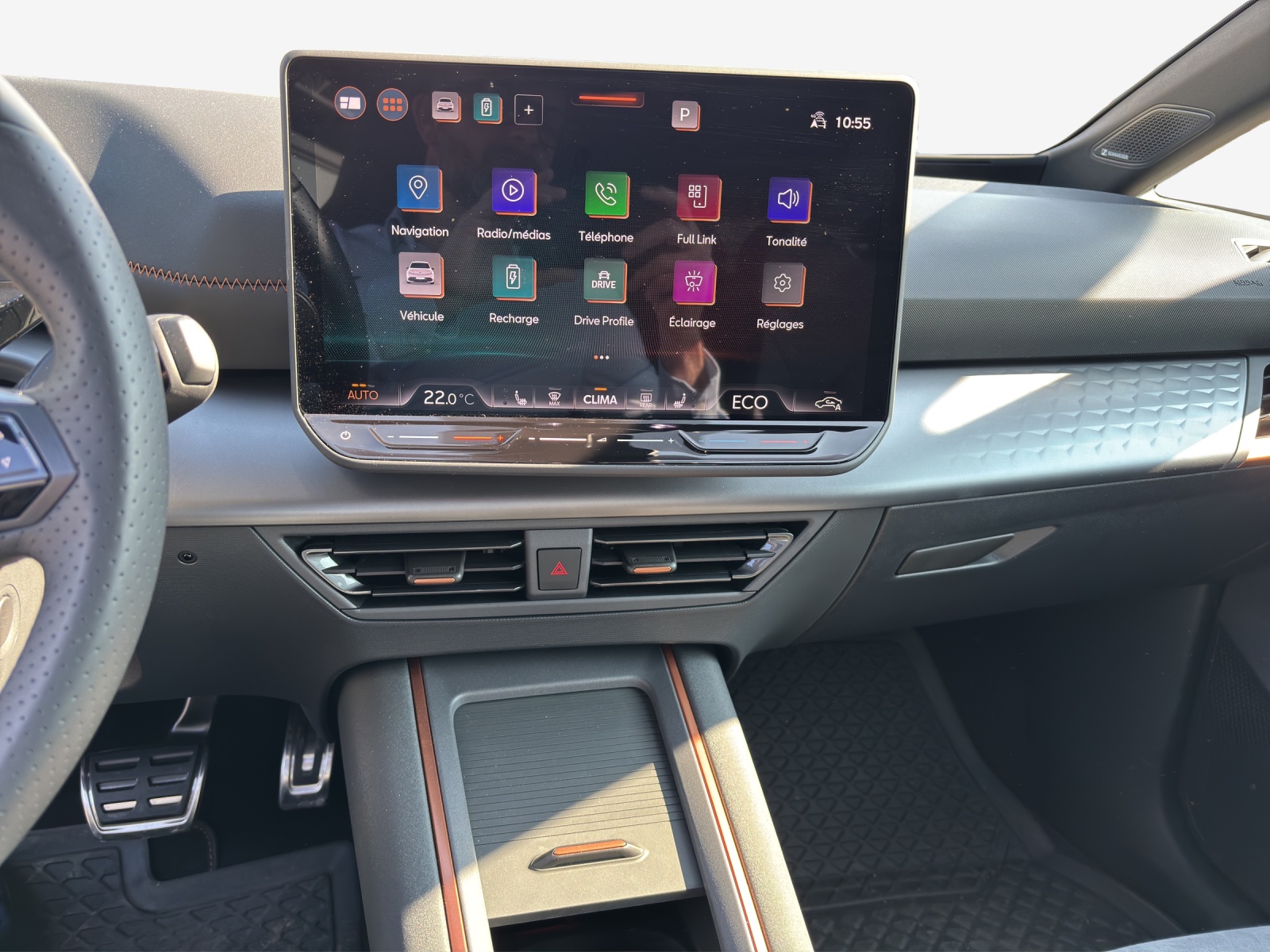 CUPRA Born 79 kWh e-Boost Adrenaline-image-10