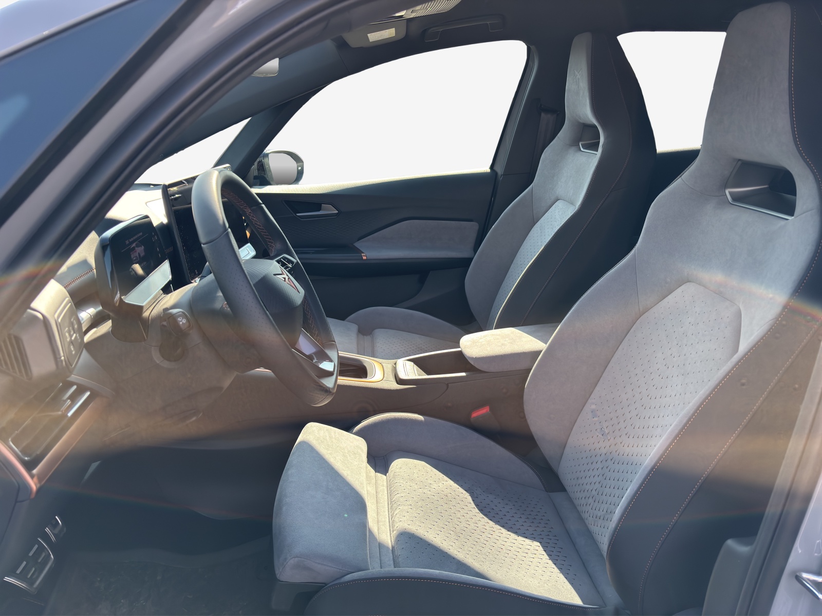 CUPRA Born 79 kWh e-Boost Adrenaline-image-7