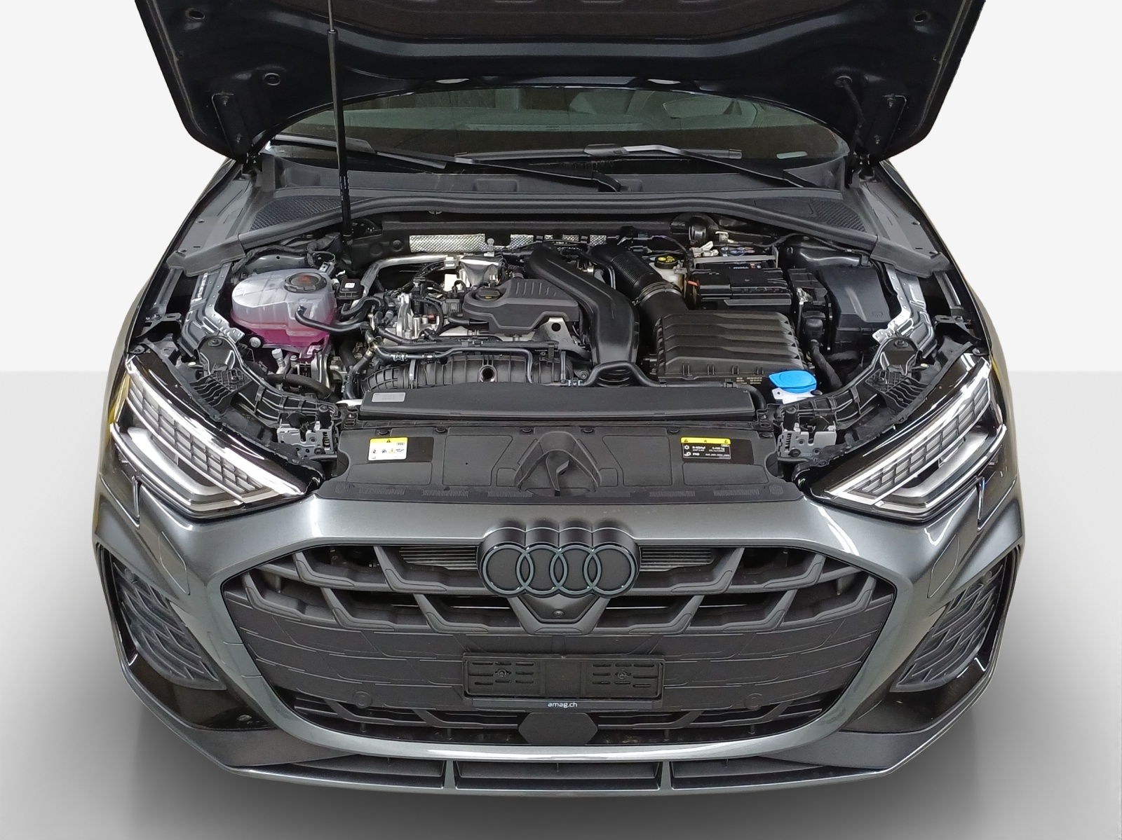 AUDI A3 Sportback TFSI 110 kW S line Attraction S tronic-image-14