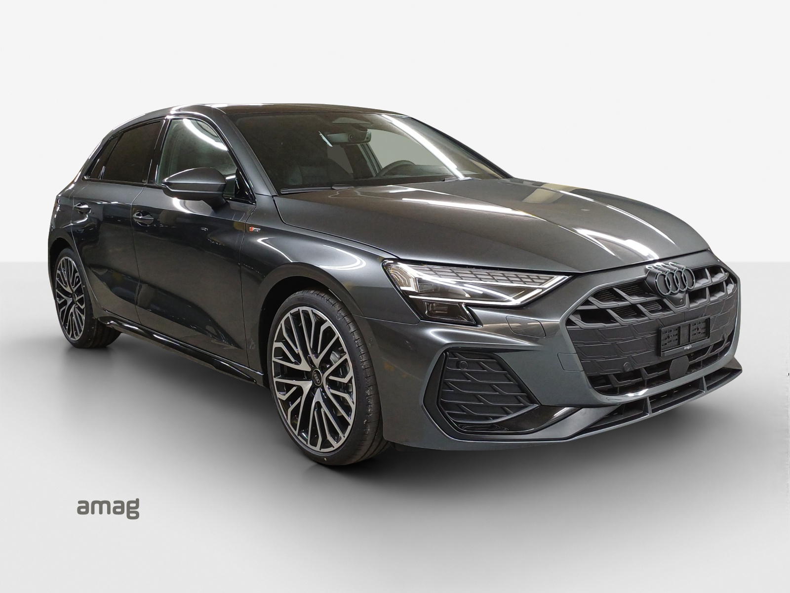 AUDI A3 Sportback TFSI 110 kW S line Attraction S tronic-image-5