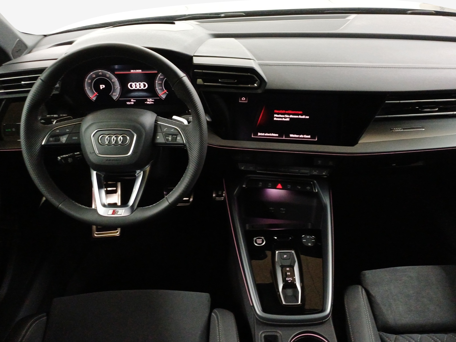 AUDI A3 Sportback TFSI 110 kW S line Attraction S tronic-image-8