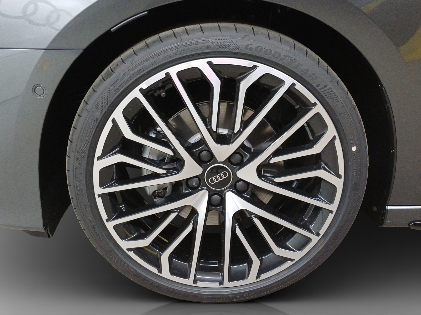 AUDI A3 Sportback TFSI 110 kW S line Attraction S tronic-image-15