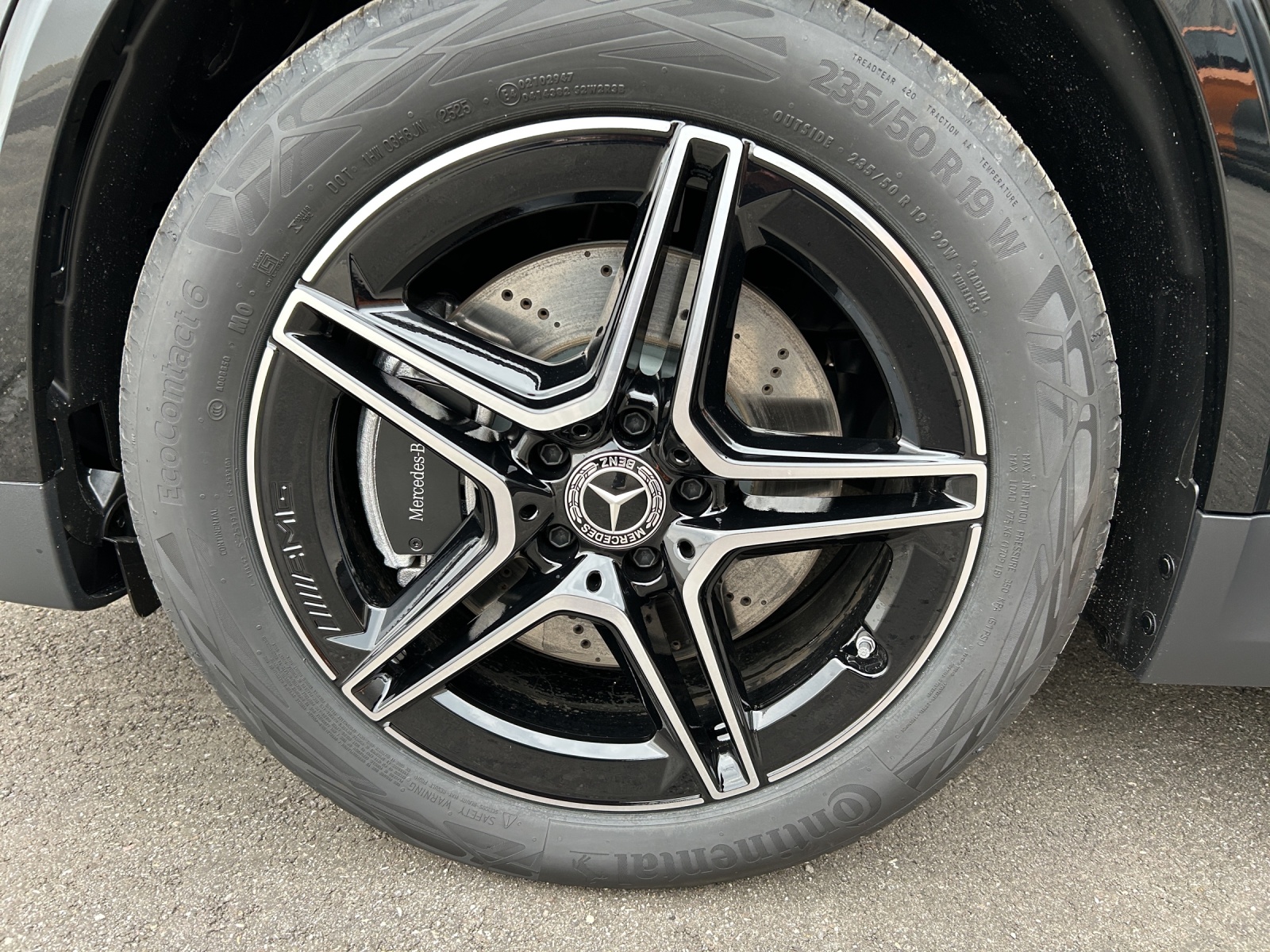 MERCEDES-BENZ GLA 250 4Matic 8G-DCT Swiss Star - AMG Line Premium Plus - AHK - Head-up - Panoramadach-image-15