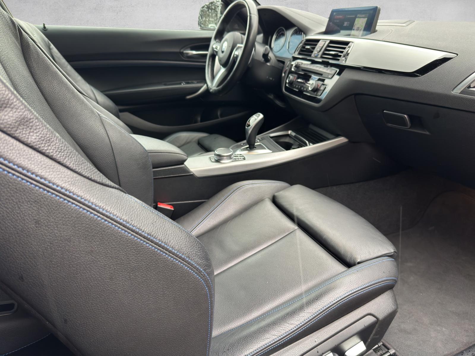 BMW M240i xDrive Coupé-image-5
