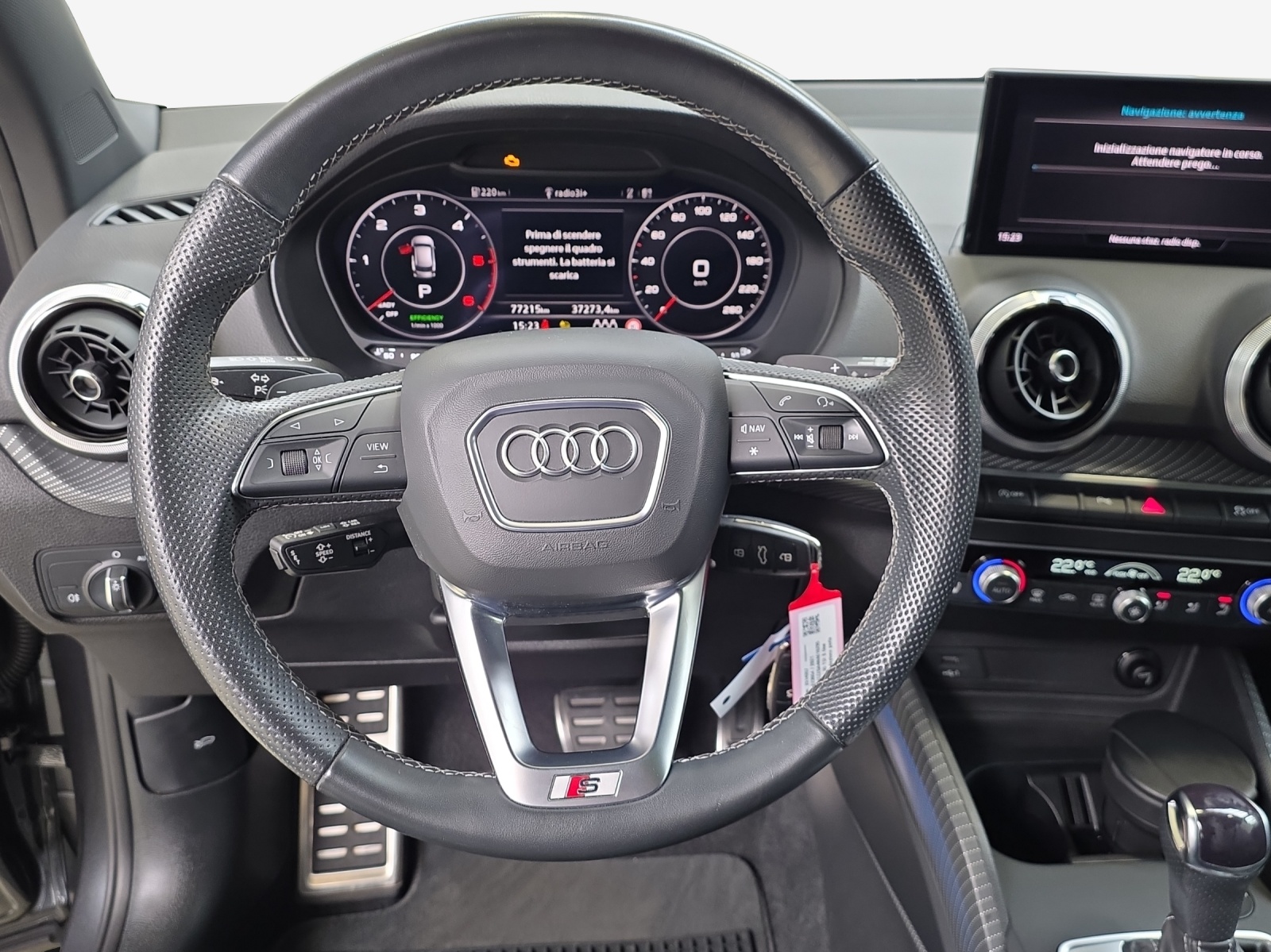 AUDI Q2 35 TDI S line quattro S-tronic-image-8
