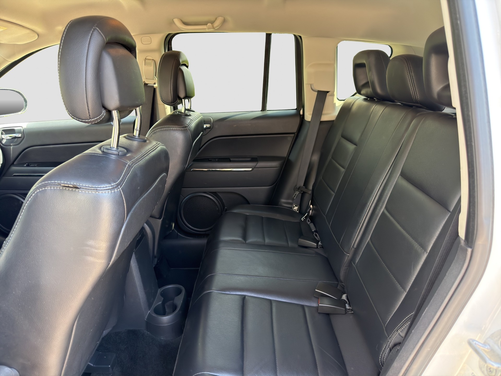 JEEP Compass 2.4 Limited Automatic-image-9