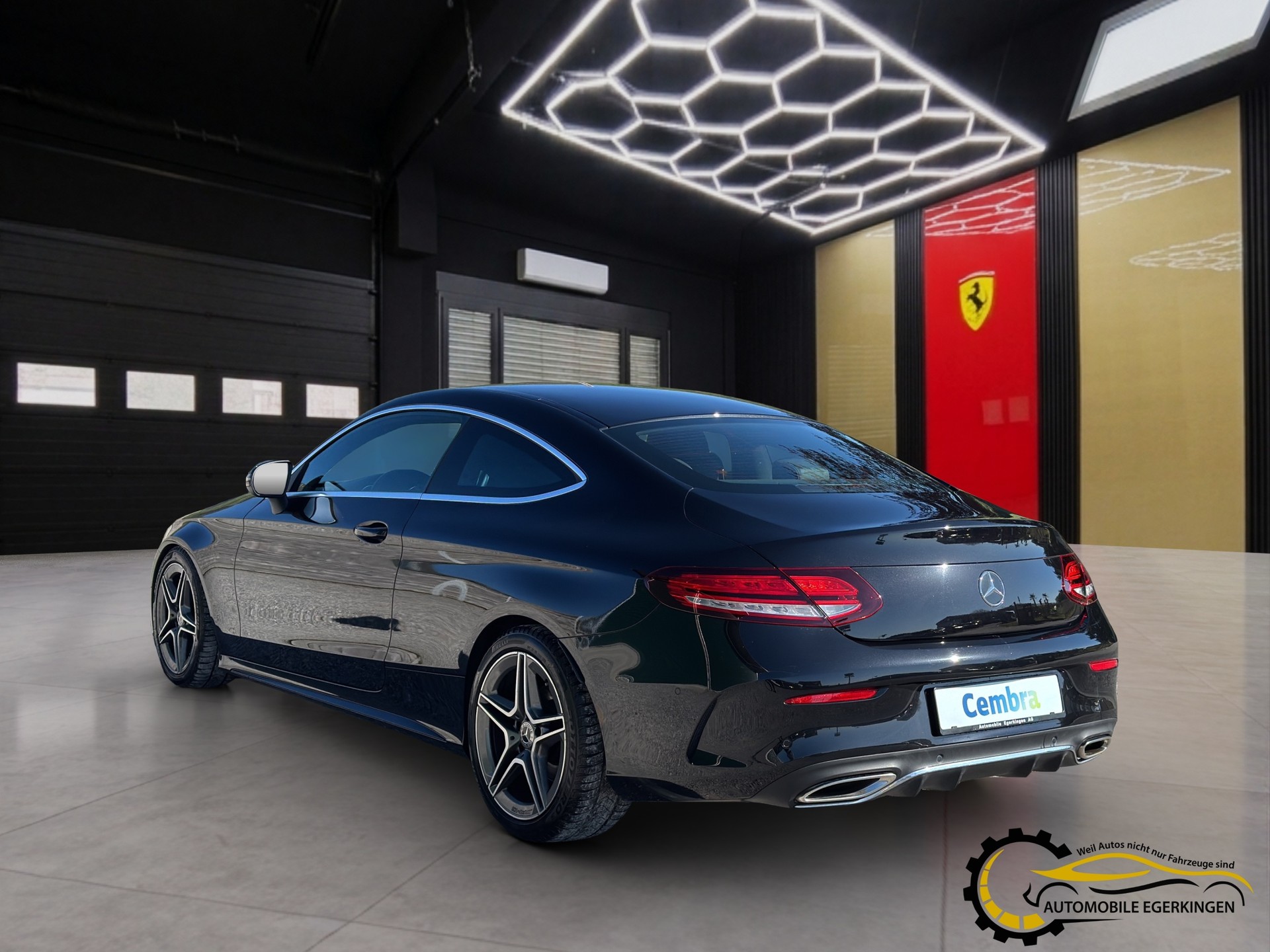 MERCEDES-BENZ C 180 Coupé AMG Line-image-6