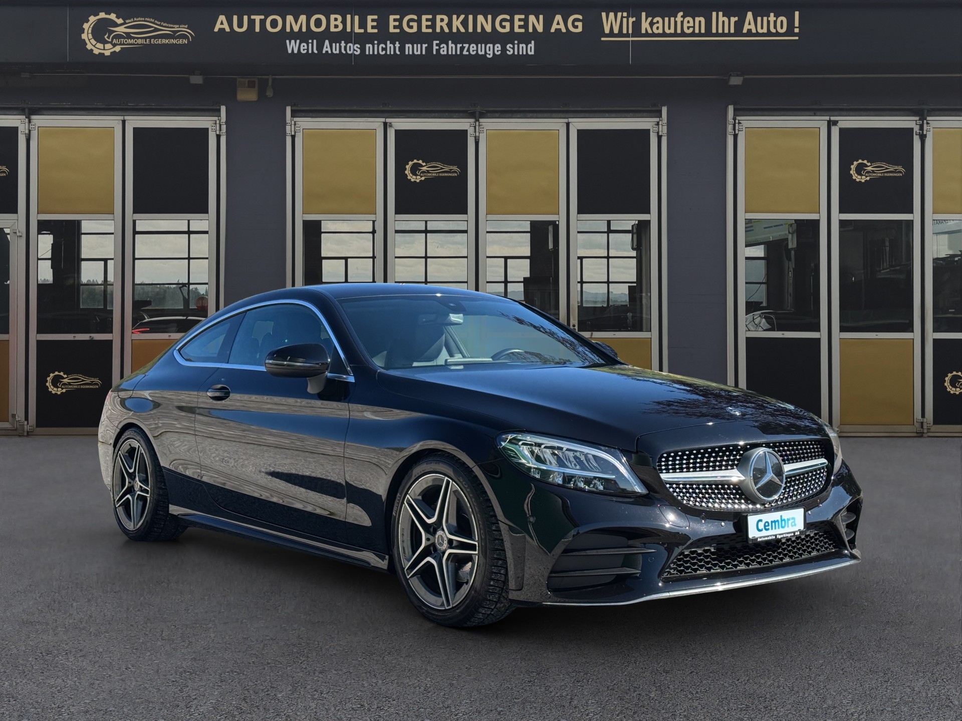 MERCEDES-BENZ C 180 Coupé AMG Line-image-2