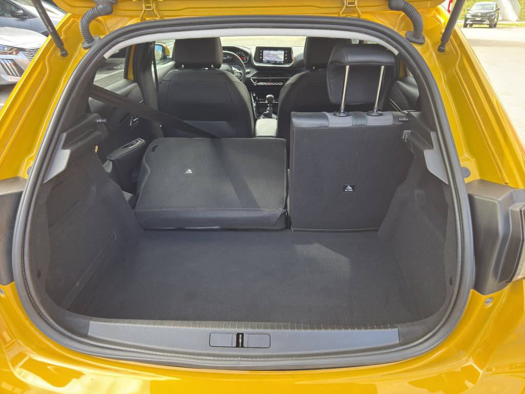 PEUGEOT 208 Essence 100ch BVM6 Allure-image-11