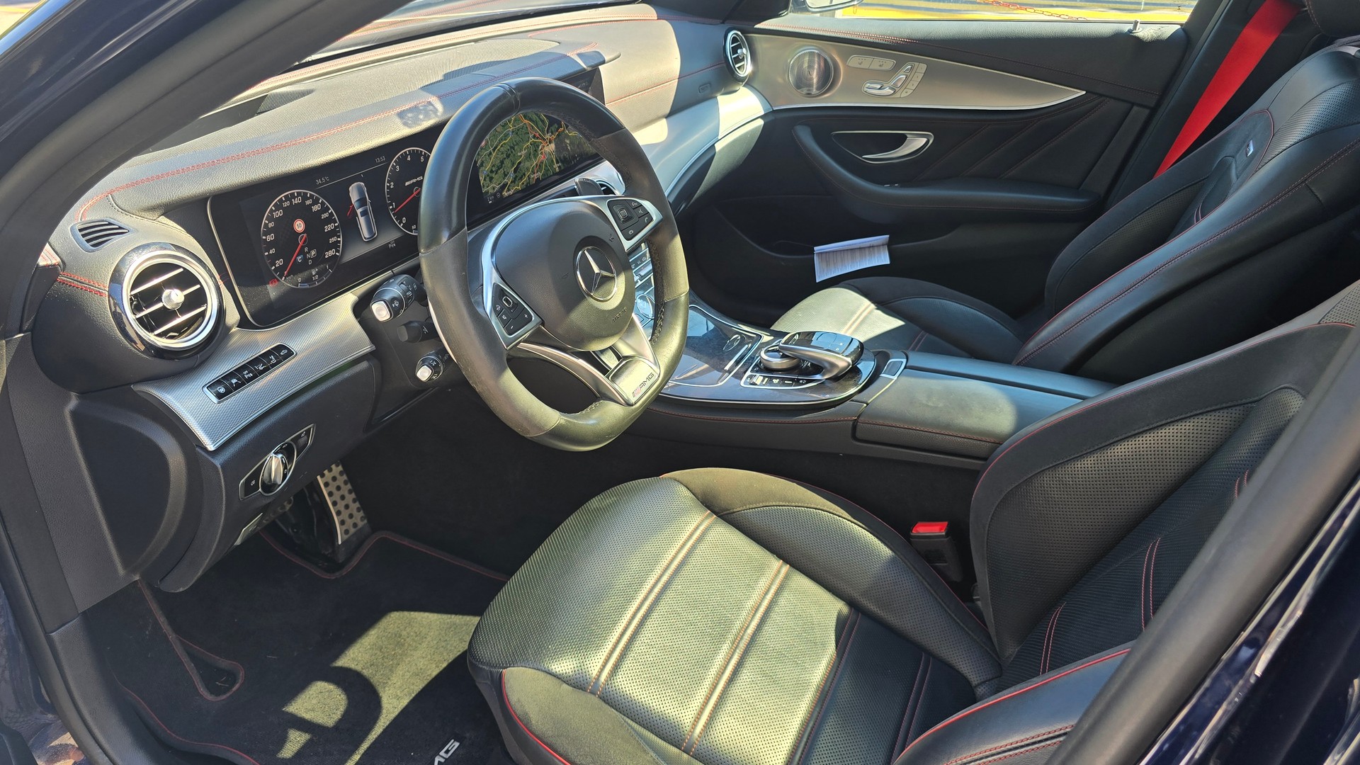 MERCEDES-BENZ E 43 AMG 4 Matic 9G-Tronic-image-10