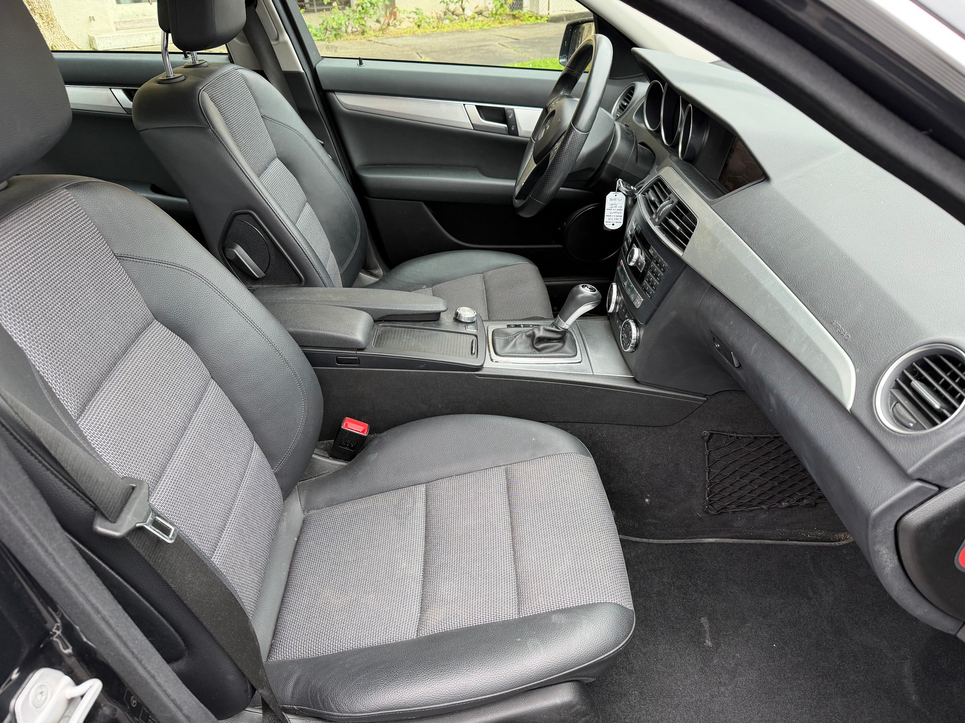 MERCEDES-BENZ C 180 Avantgarde 7G-Tronic-image-10