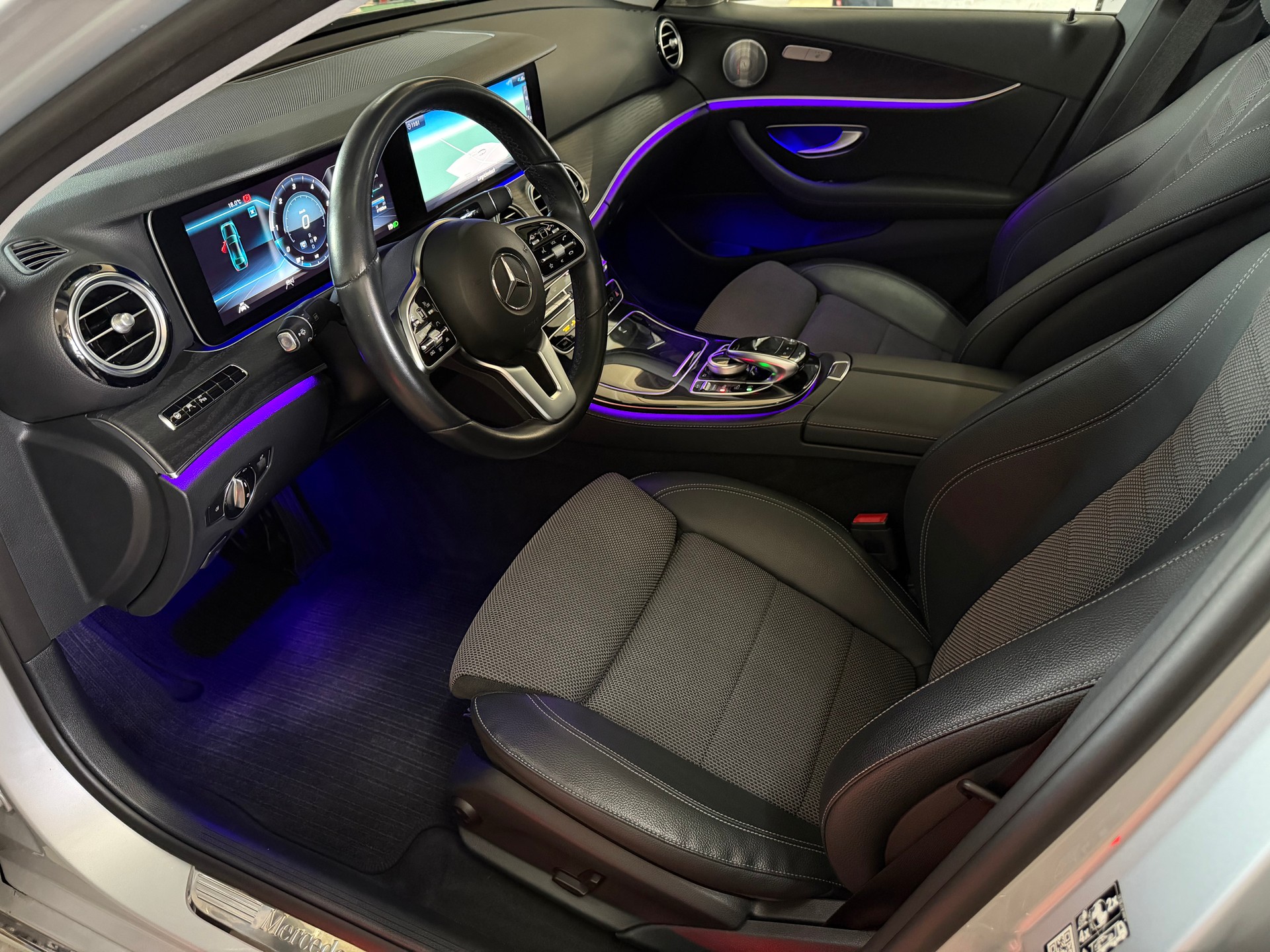 MERCEDES-BENZ E 400 d 4Matic Exclusive 9G-Tronic-image-9