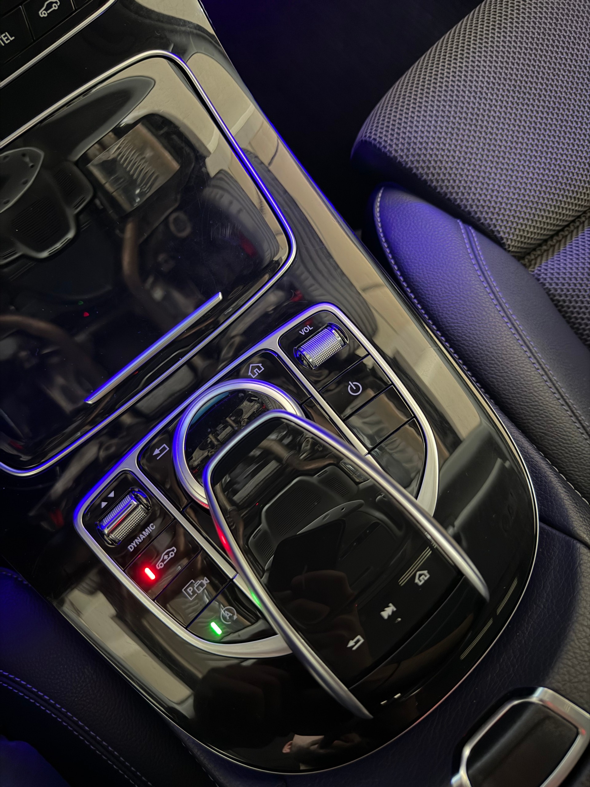 MERCEDES-BENZ E 400 d 4Matic Exclusive 9G-Tronic-image-15