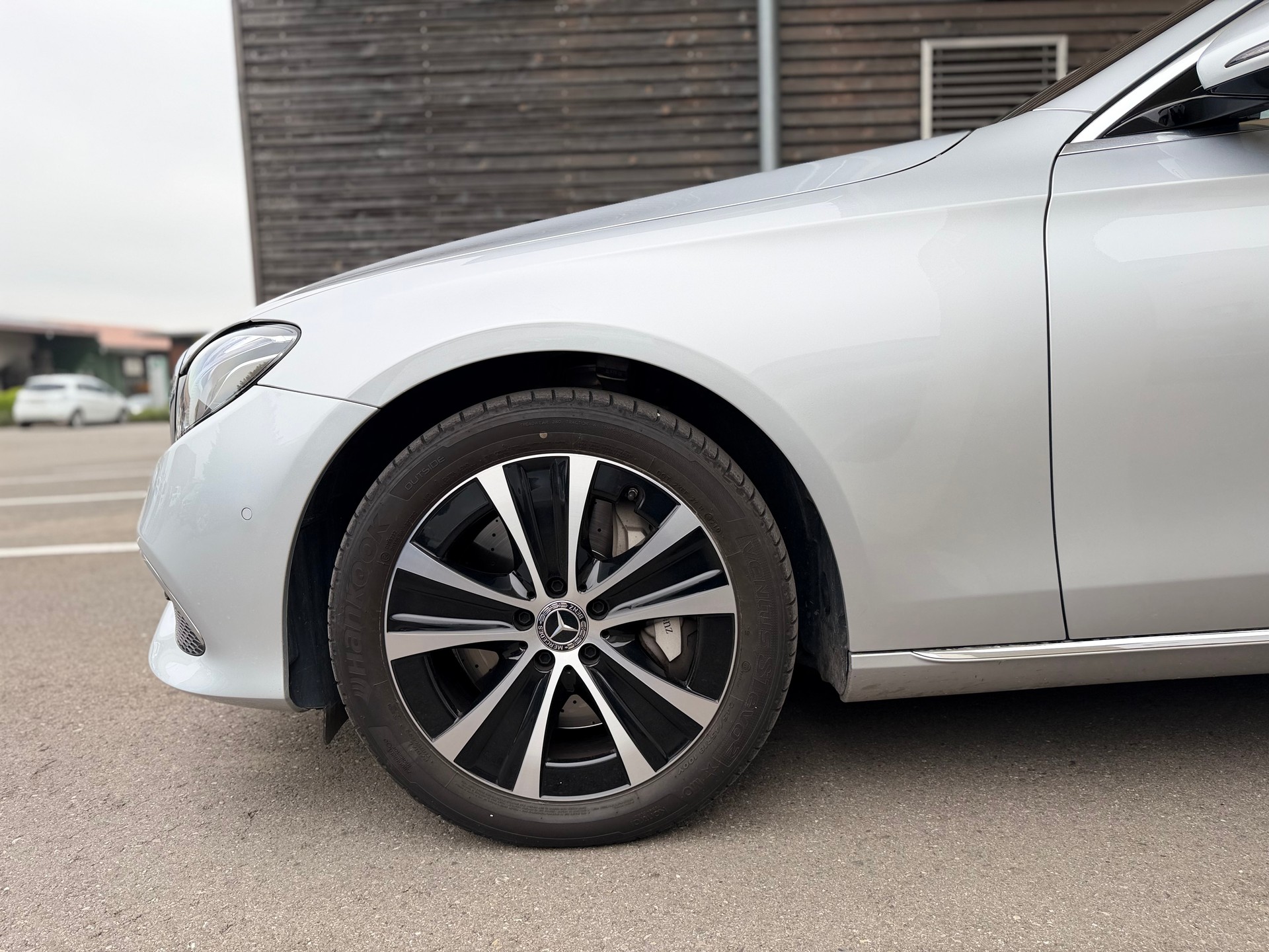 MERCEDES-BENZ E 400 d 4Matic Exclusive 9G-Tronic-image-6