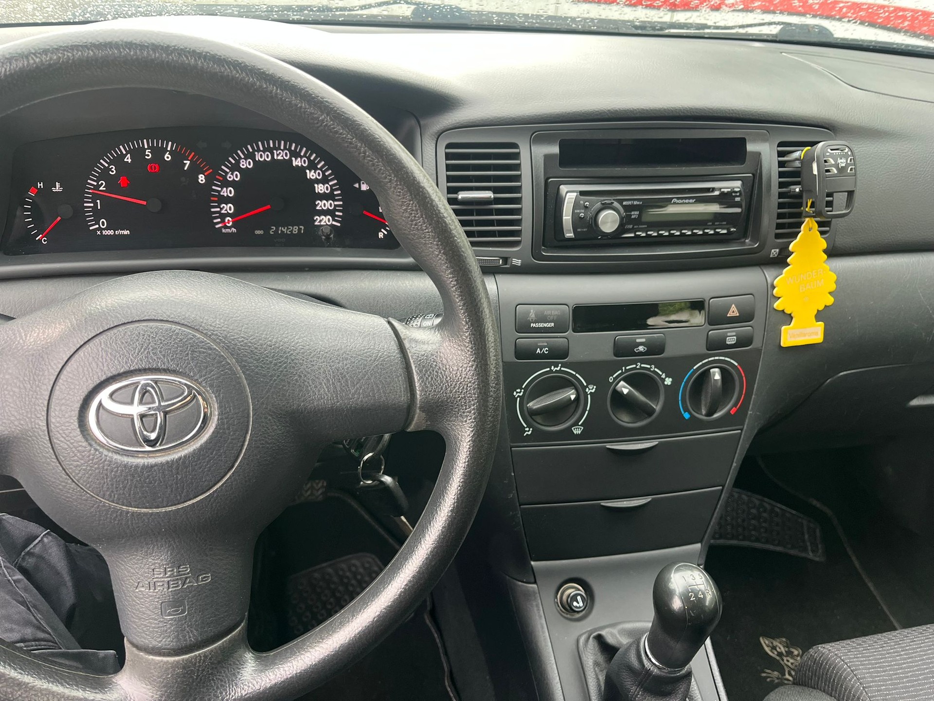 TOYOTA Corolla 1.6 Linea Sol-image-6