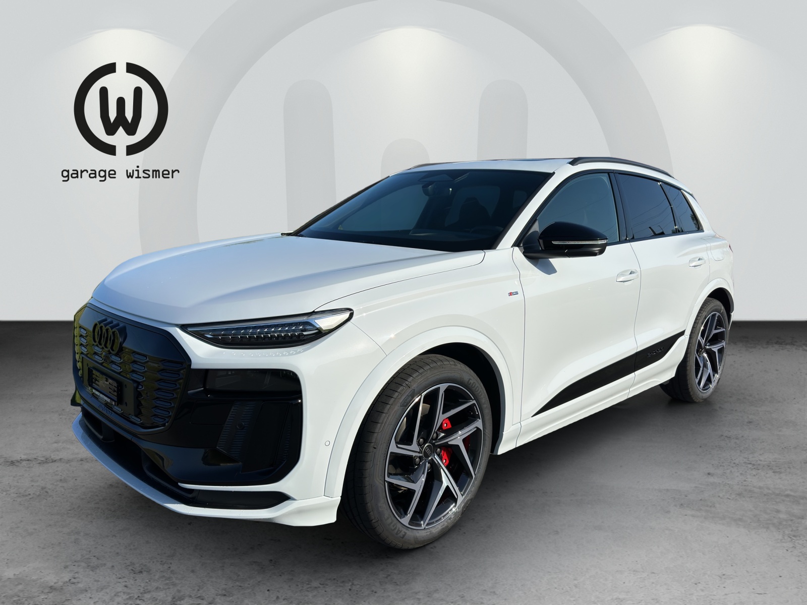 AUDI Q6 e-tron quattro
