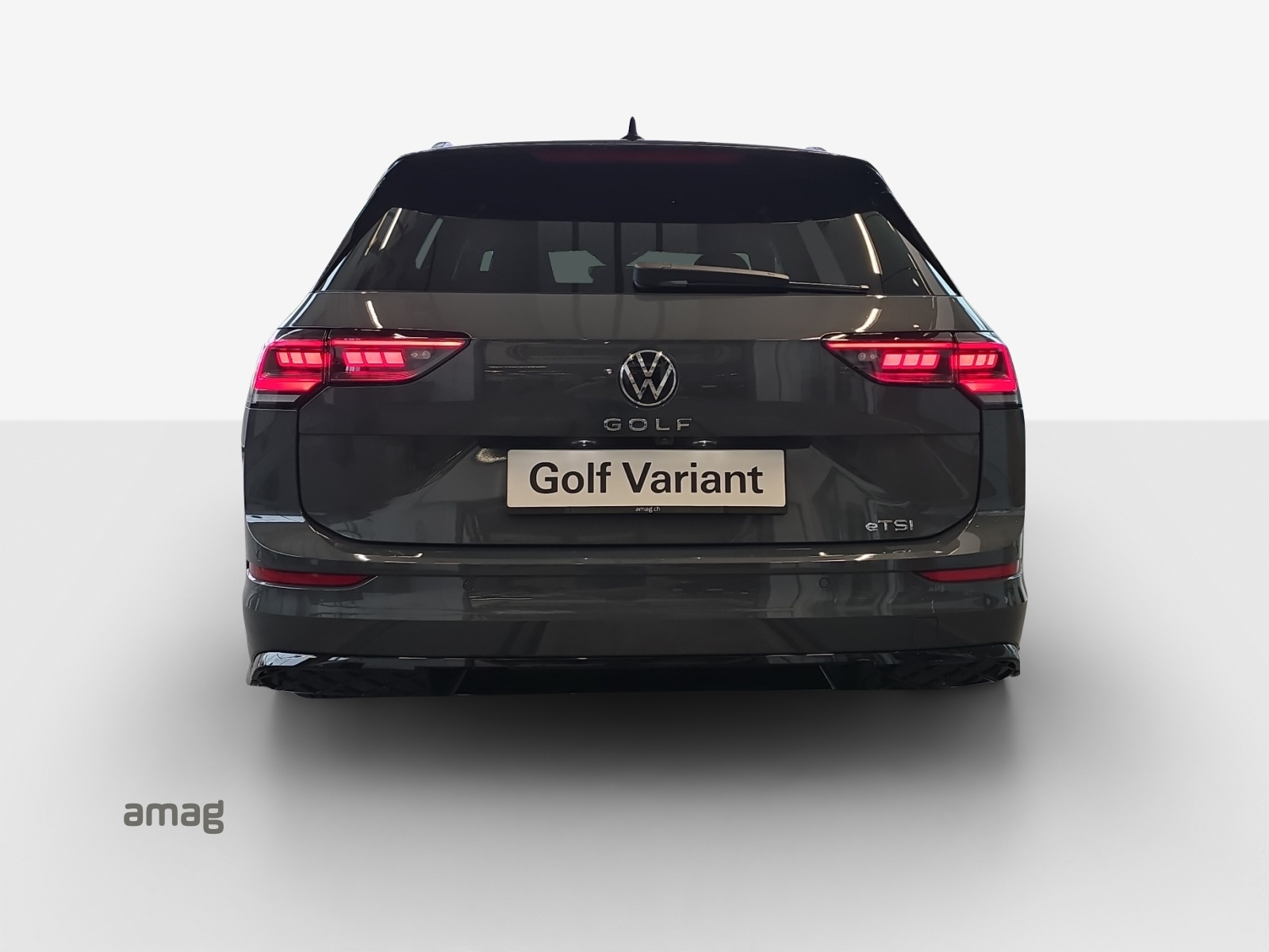 VW Golf Variant 1.5 eTSI mHEV R-Line-image-3