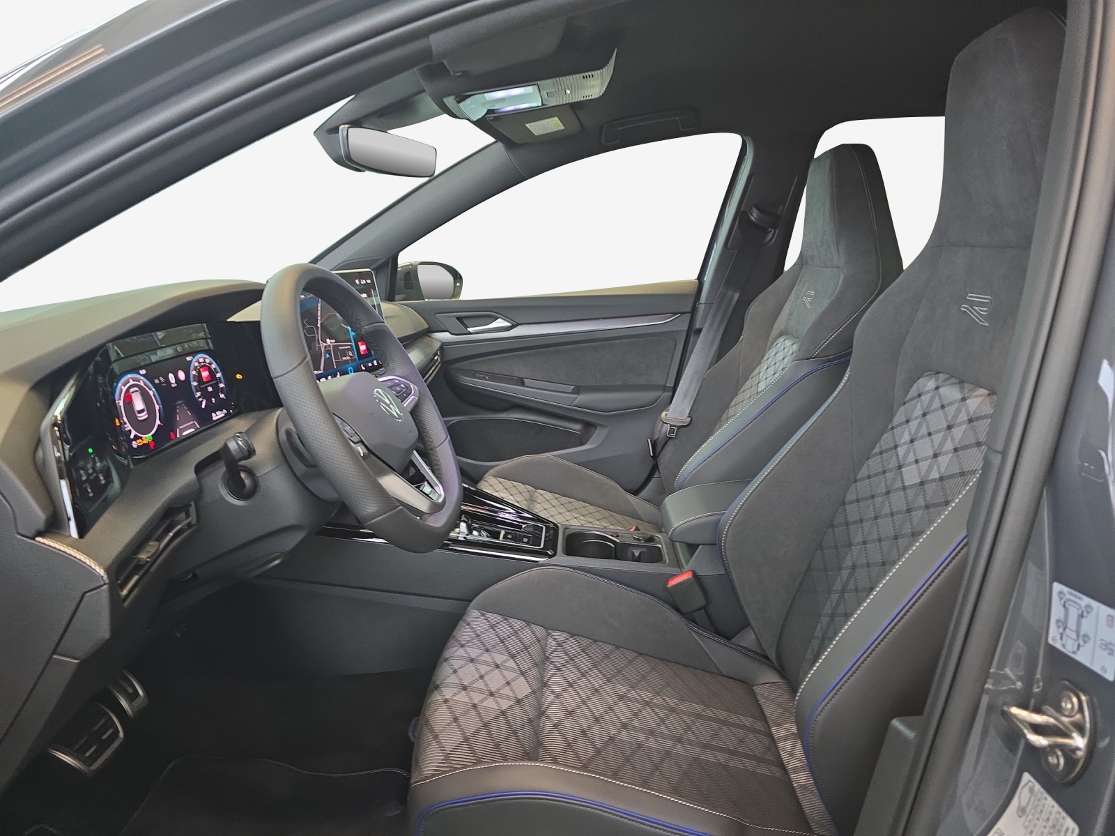 VW Golf Variant 1.5 eTSI mHEV R-Line-image-7