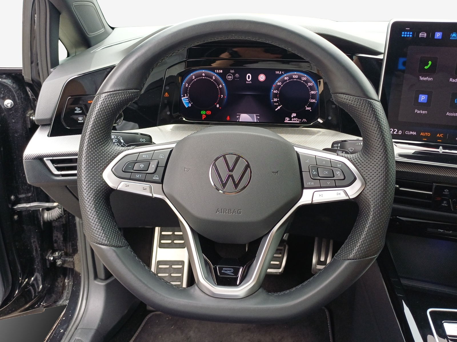 VW Golf Variant 2.0 TSI R-Line DSG 4 Motion-image-9