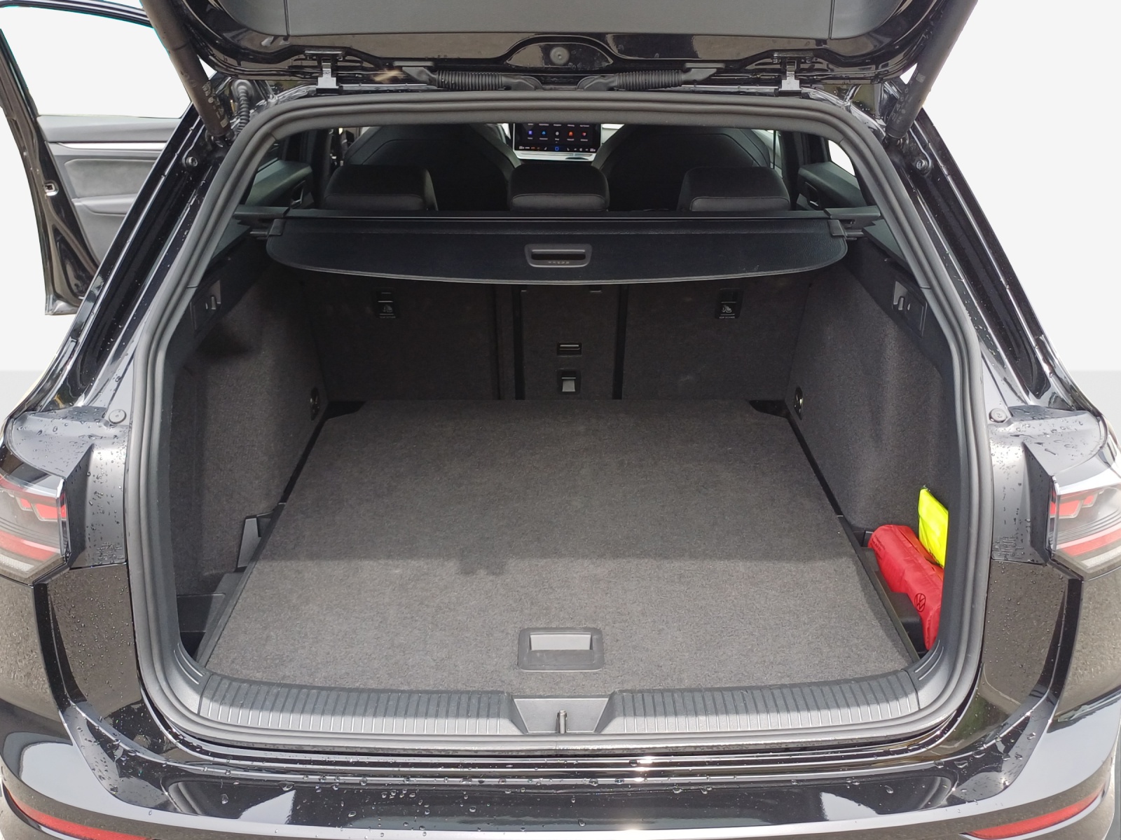 VW Golf Variant 2.0 TSI R-Line DSG 4 Motion-image-12
