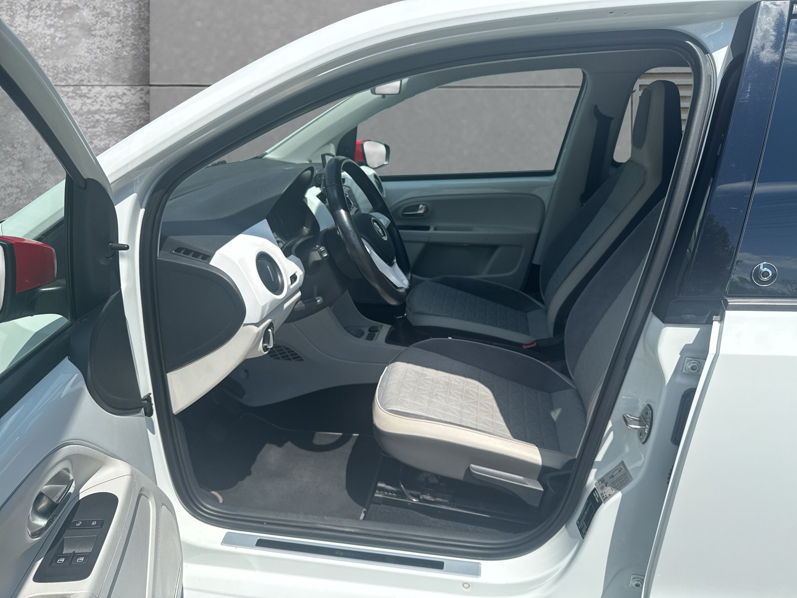 VW Up 1.0 TSI BMT beats-image-7