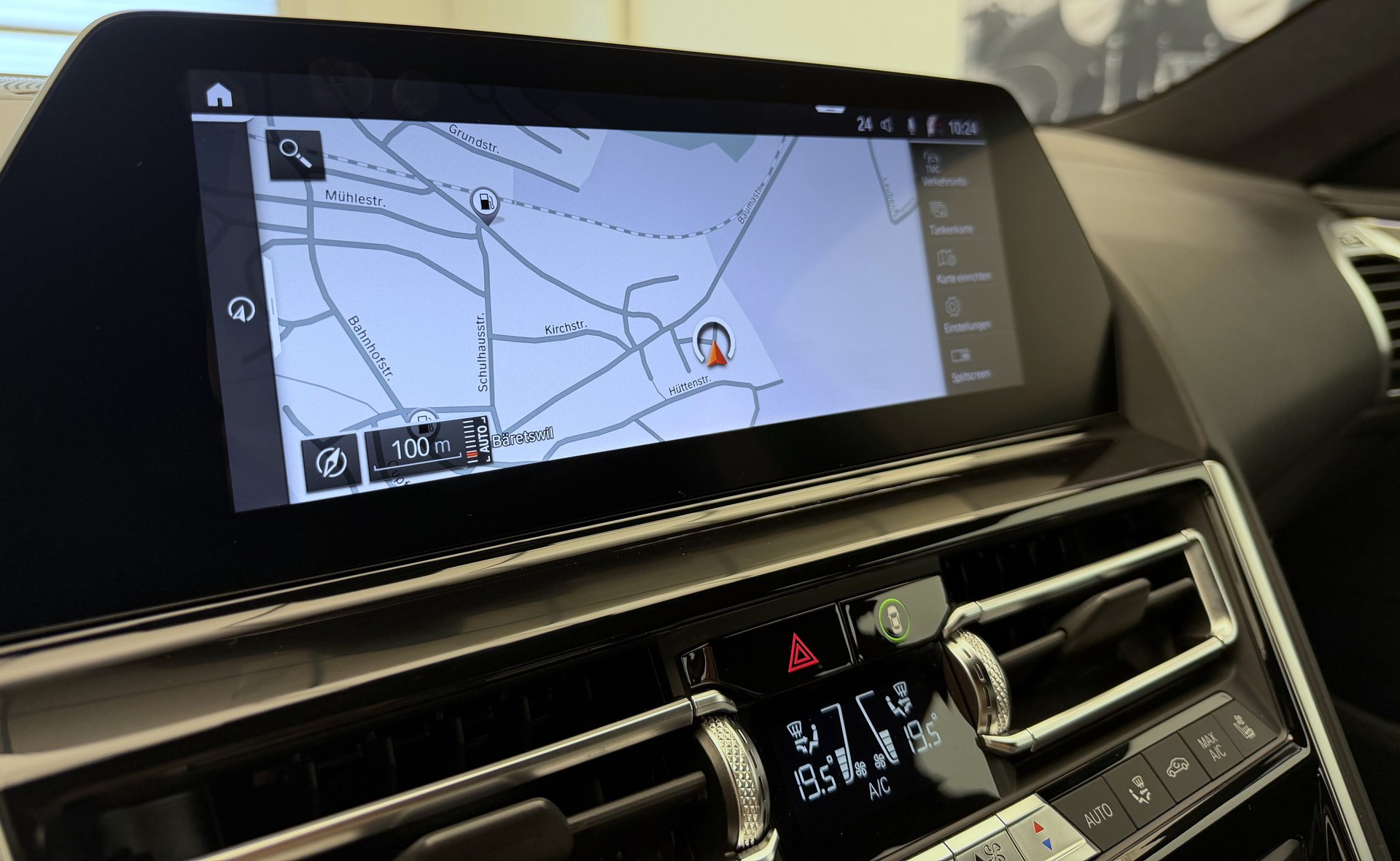 BMW M850i xDrive Steptronic-image-16