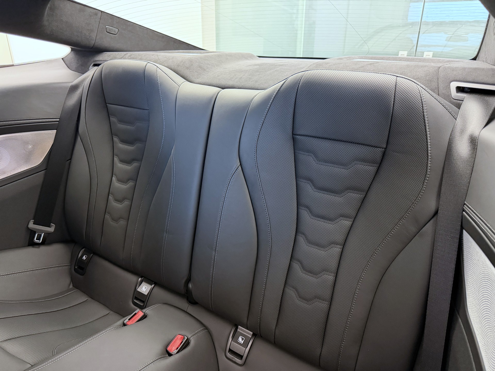 BMW M850i xDrive Steptronic-image-19