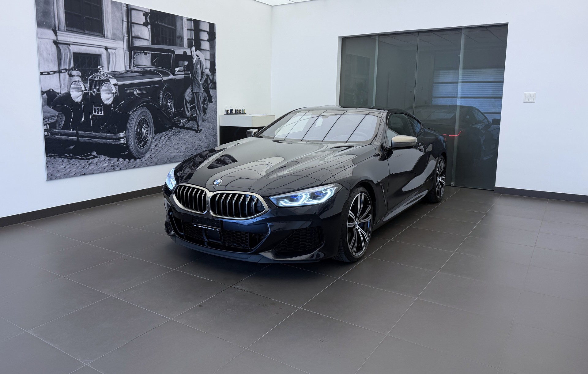 BMW M850i xDrive Steptronic-image-0