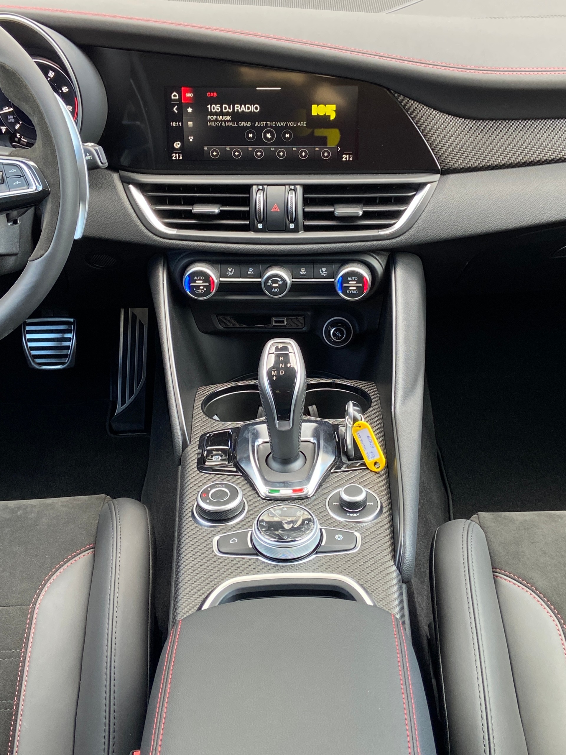ALFA ROMEO Giulia 2.9 V6 Quadrifoglio Collezione 1 of 63-image-14