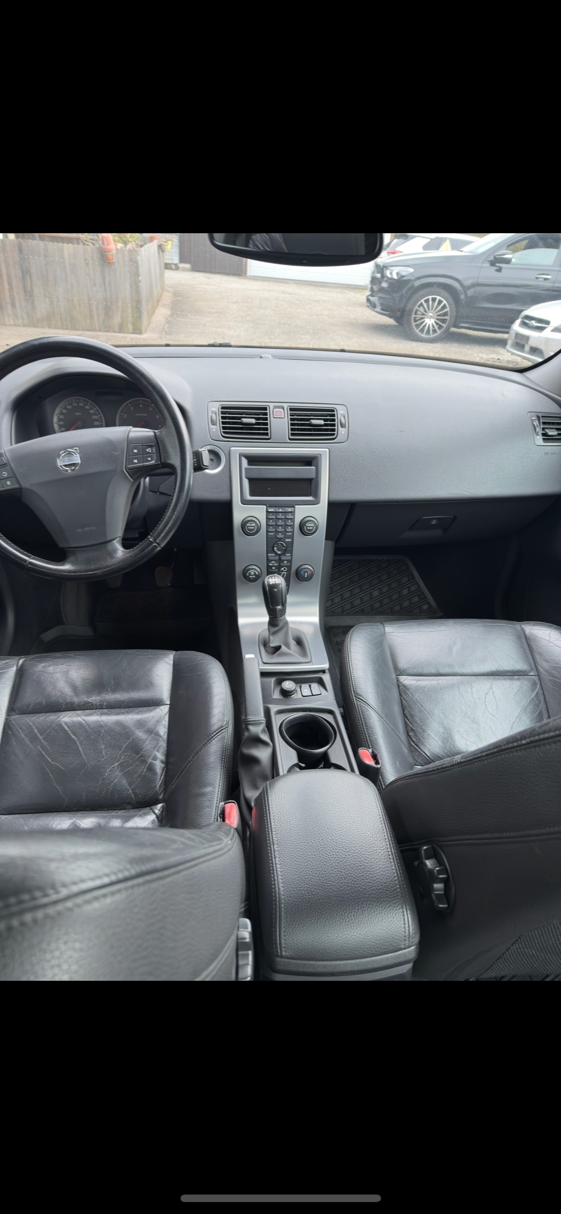 VOLVO 2.4i 20V Basis-image-3