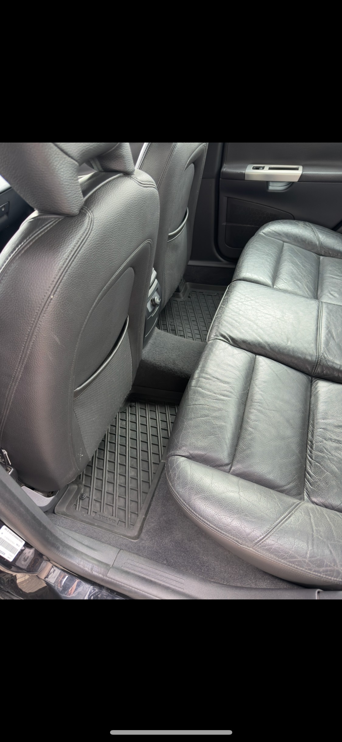 VOLVO 2.4i 20V Basis-image-4