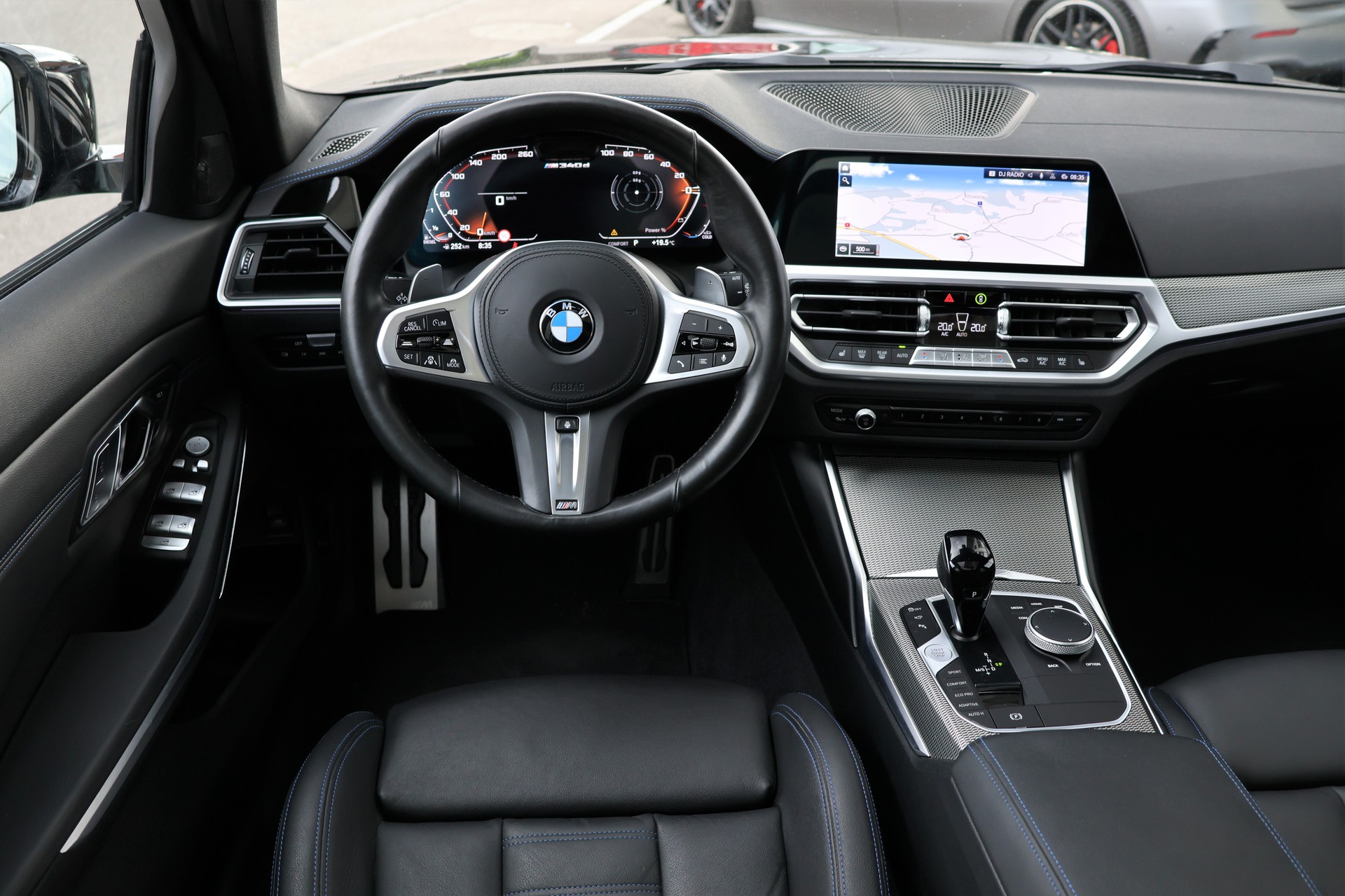 BMW M340d xDrive 48V Touring Steptronic Sport (CH) + 1.8T AHK-image-13