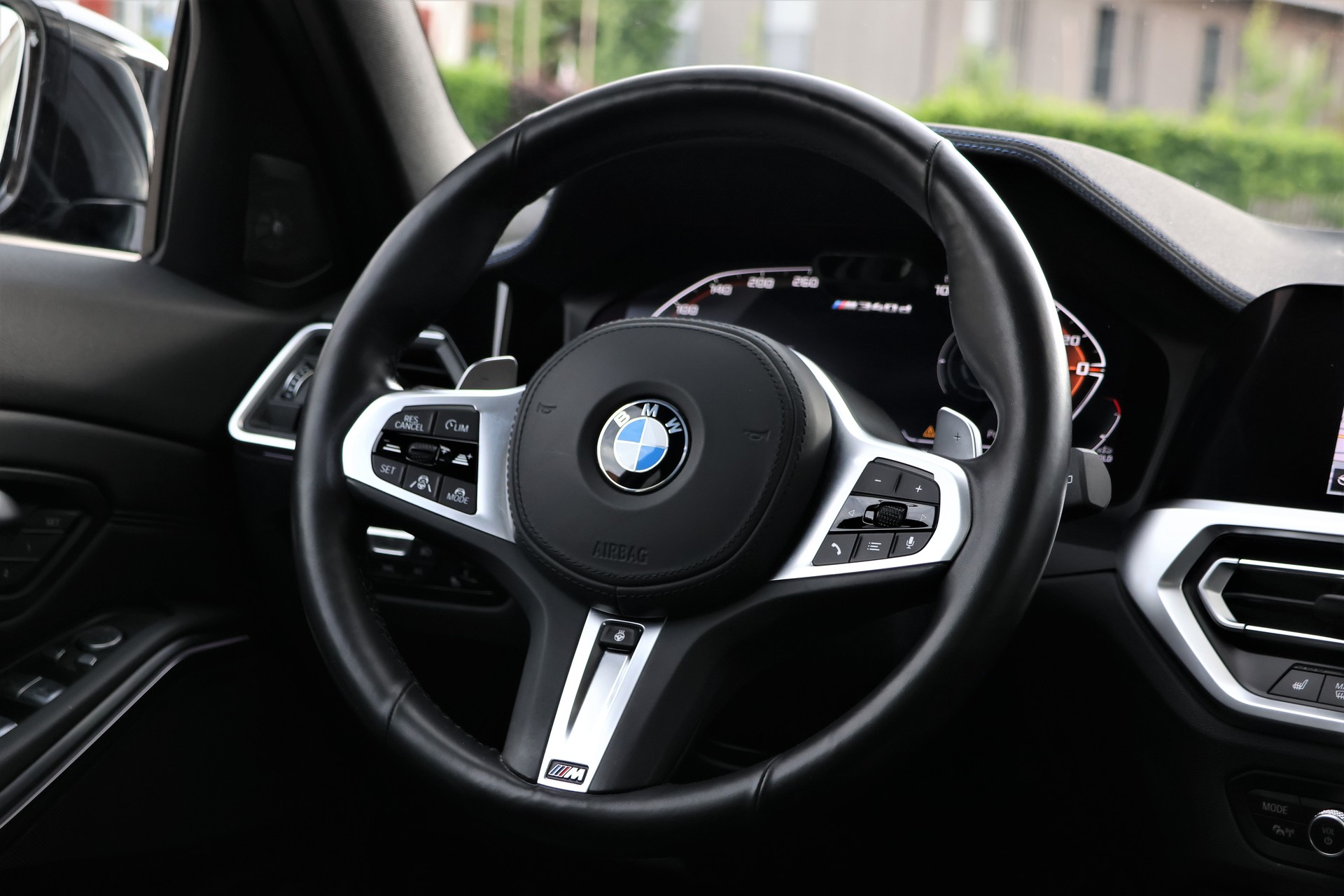 BMW M340d xDrive 48V Touring Steptronic Sport (CH) + 1.8T AHK-image-14