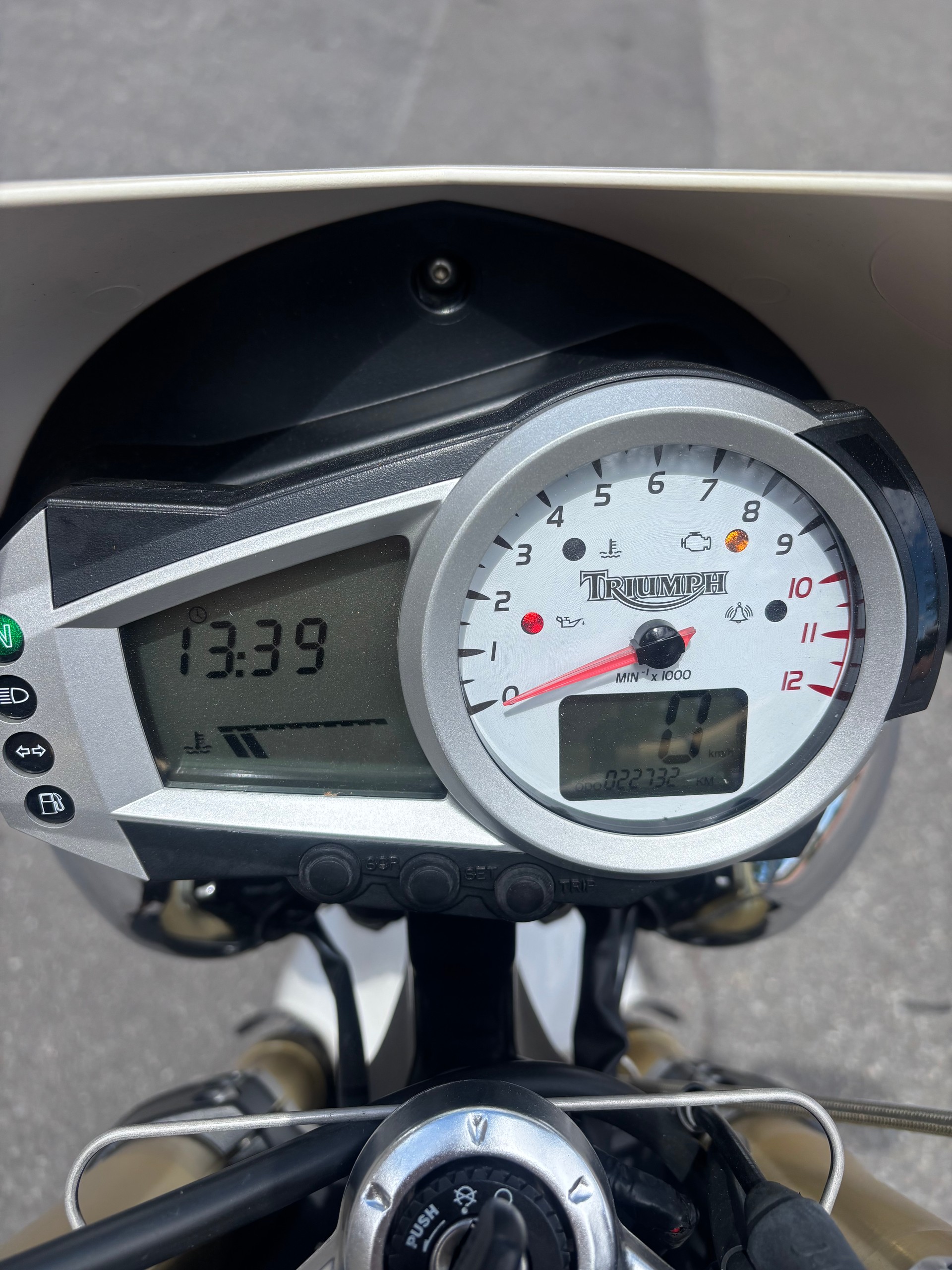 TRIUMPH Speed Triple 1050-image-5
