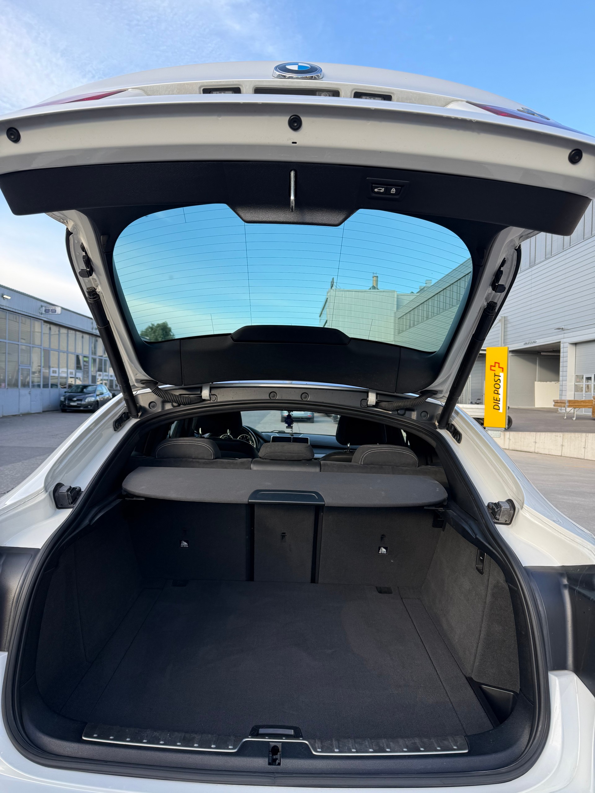 BMW 30d X Drive-image-4