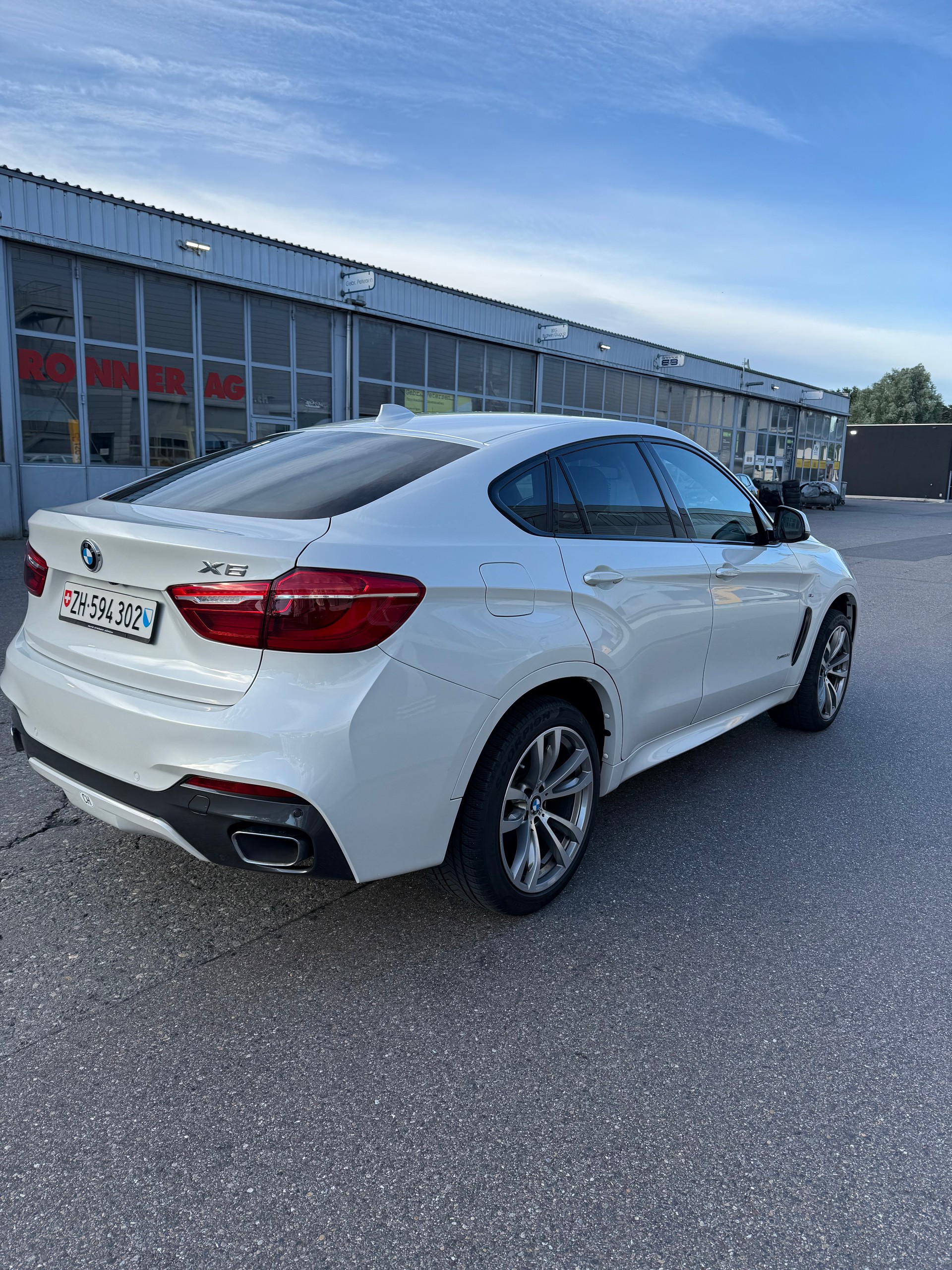 BMW 30d X Drive-image-1