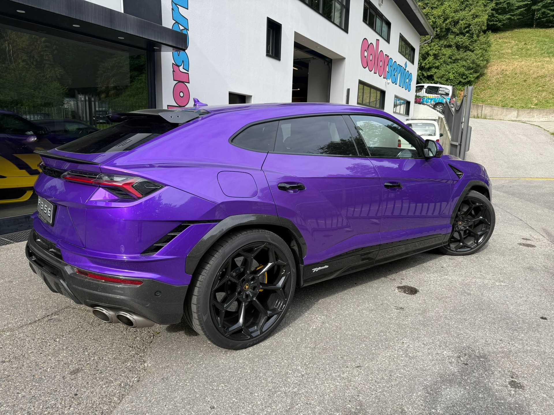 LAMBORGHINI Urus Performante-image-3