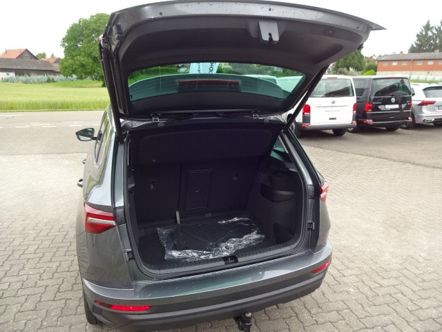 SKODA Karoq 2.0 TDI CR Selection 4x4 DSG-image-12