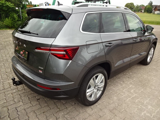 SKODA Karoq 2.0 TDI CR Selection 4x4 DSG-image-4