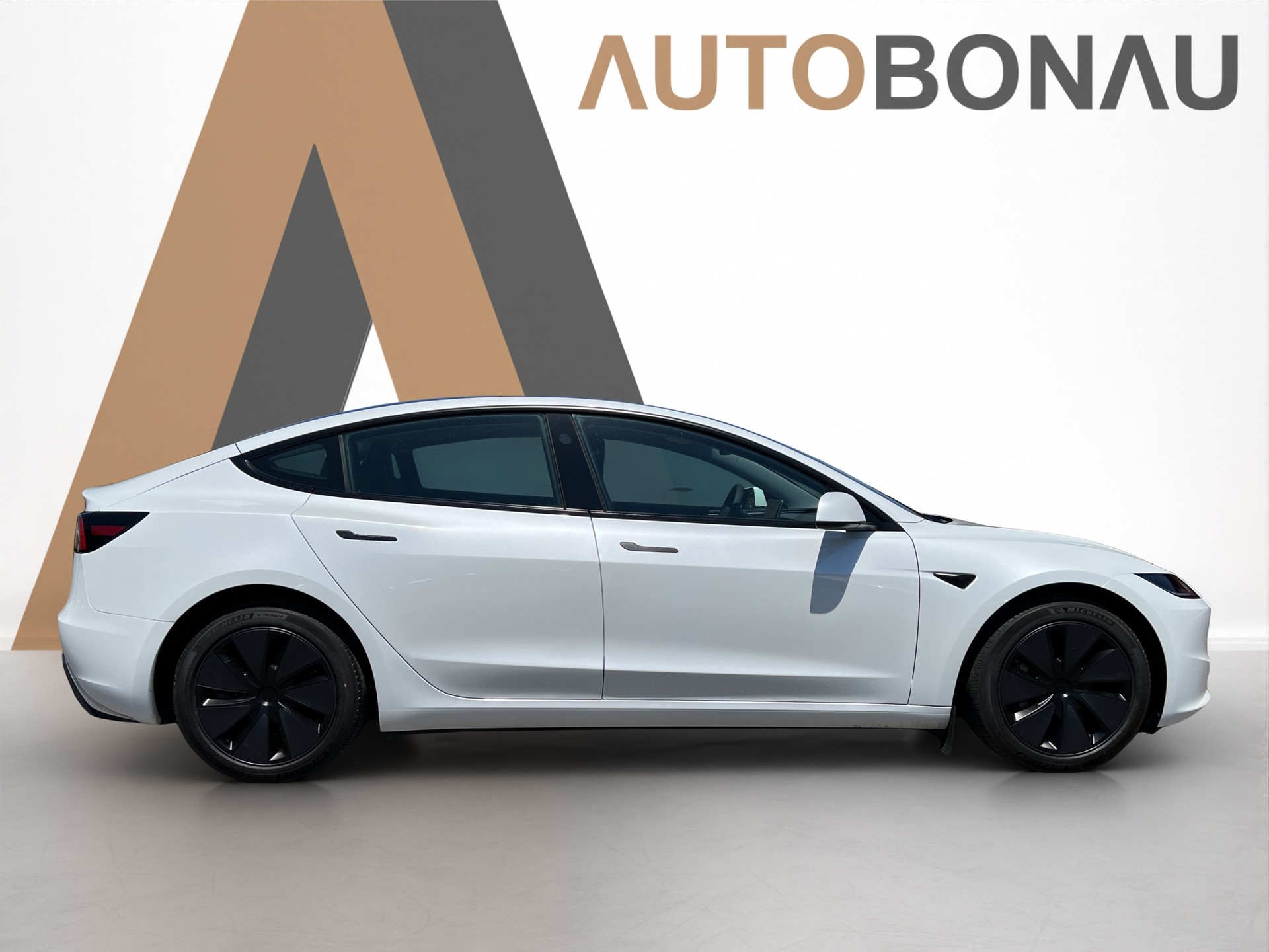 TESLA Model 3 Long Range Dual Motor AWD-image-5